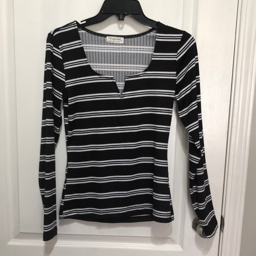 Full Circle Trends shirt